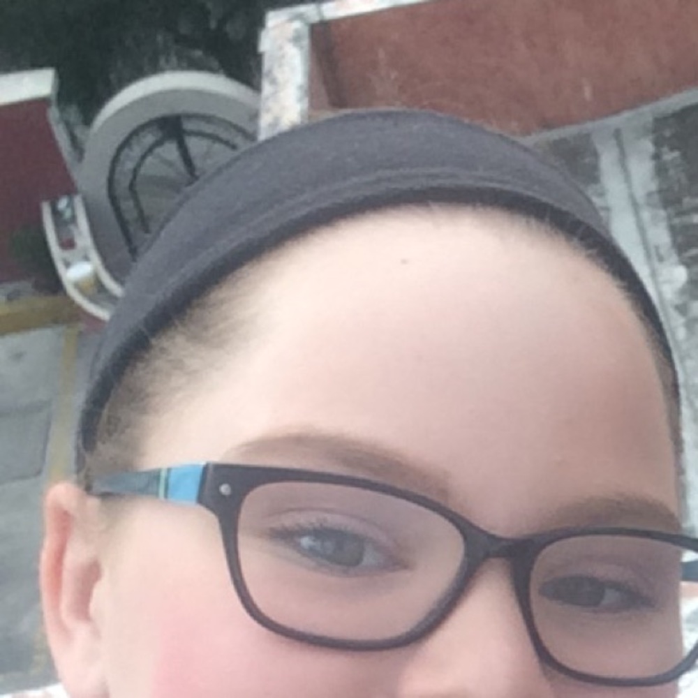 Meet your Posher, Emma